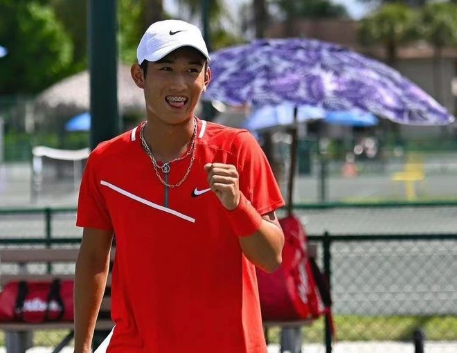 他经常扮演 他经常扮演