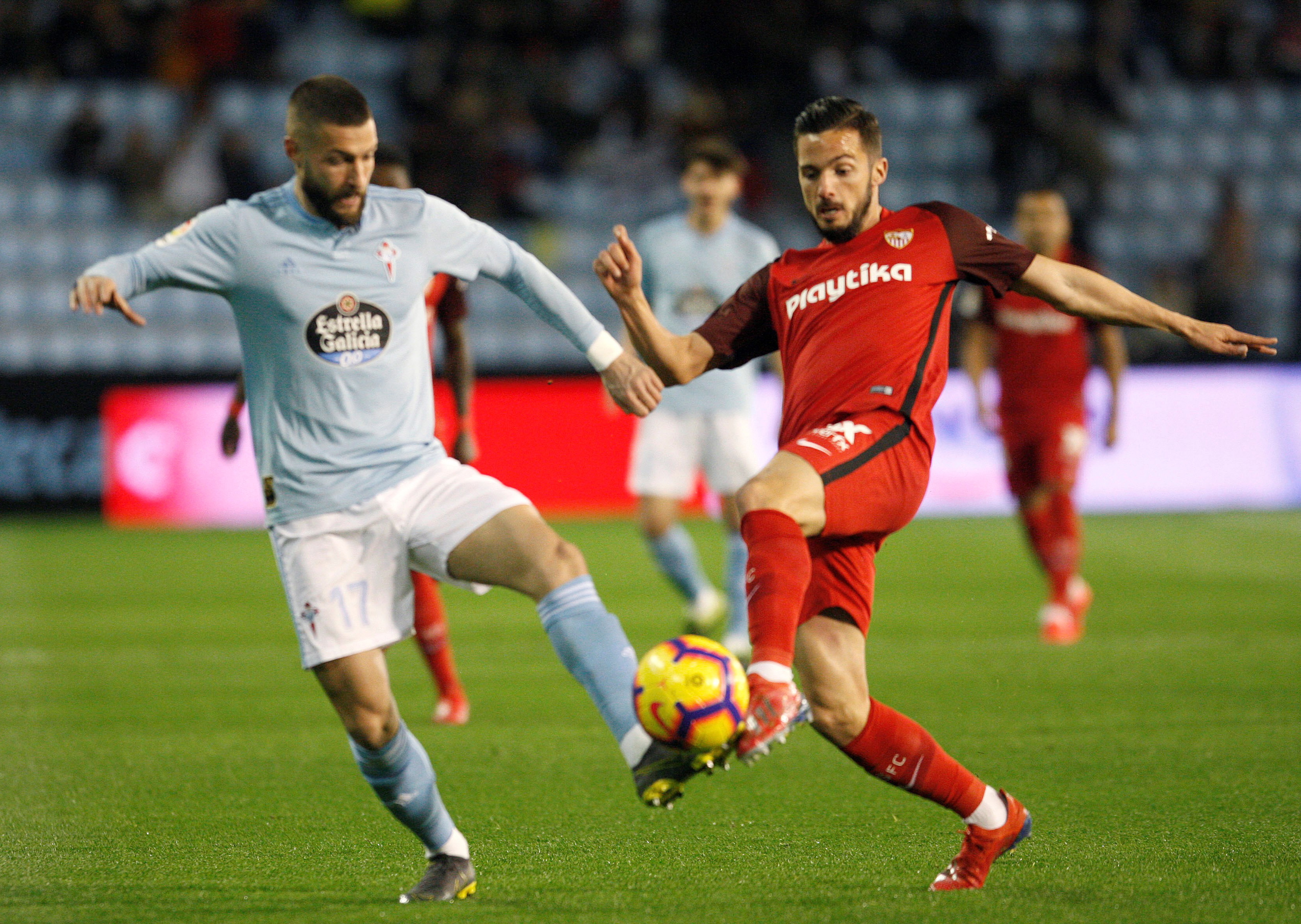 分别由近期 分别由近期